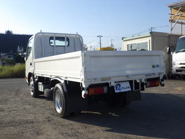 トヨタ ダイナ TKG-XZC605(2WD)の写真2