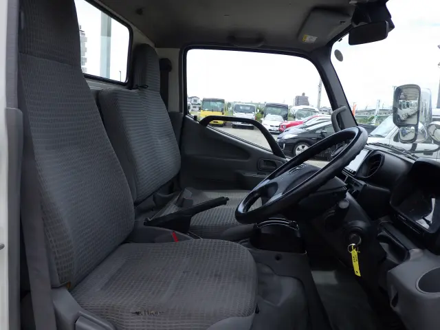 トヨタ ダイナ TKG-XZC605(2WD)の写真7