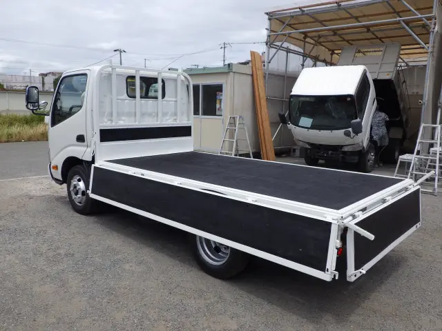 トヨタ ダイナ TKG-XZC605(2WD)の写真23