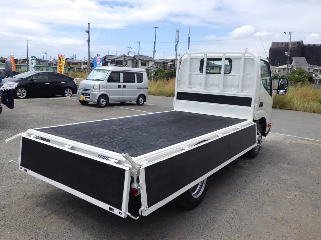 トヨタ ダイナ TKG-XZC605(2WD)の写真24