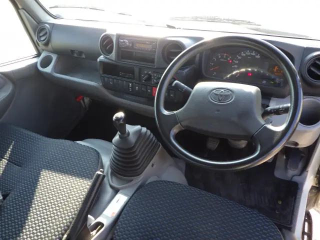 トヨタ ダイナ 2PG-GDY281(4WD)の写真6