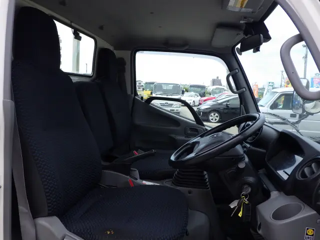 トヨタ ダイナ 2PG-GDY281(4WD)の写真7