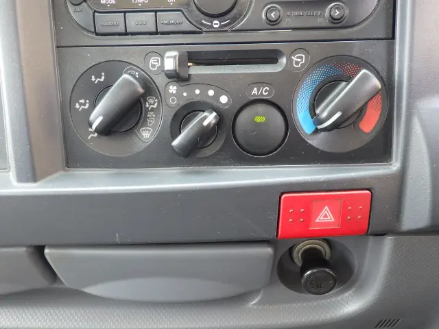 マツダ タイタン TRG-LJR85A(2WD)の写真11