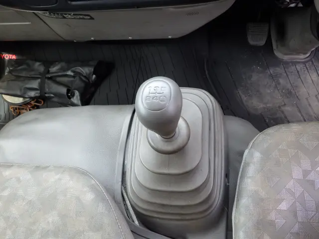 トヨタ ダイナ ABF-TRY230(2WD)の写真15