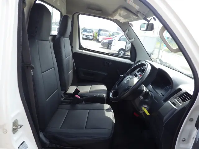 トヨタ タウンエーストラック DBF-S402U(2WD)の写真7