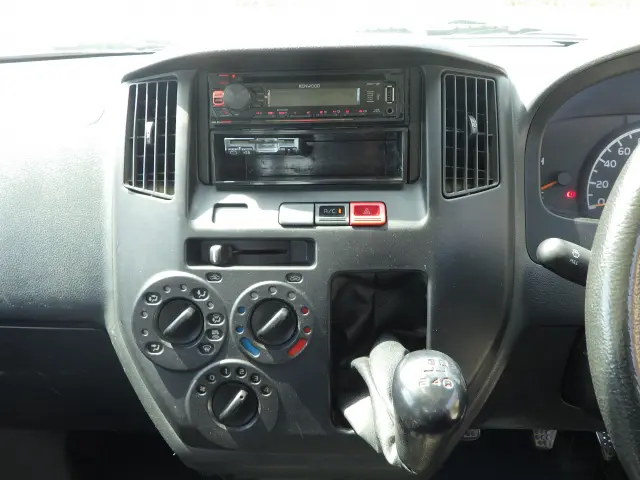 トヨタ タウンエーストラック DBF-S402U(2WD)の写真9