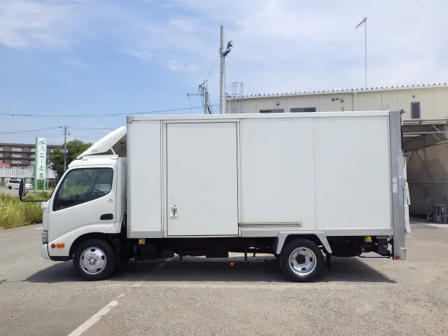 トヨタ トヨエース TKG-XZU655(2WD)の写真3