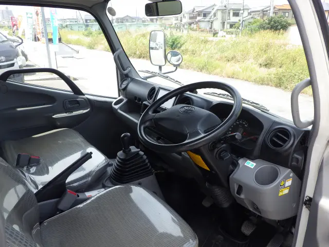 トヨタ トヨエース TKG-XZU655(2WD)の写真6