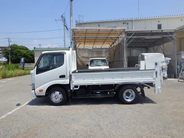 トヨタ ダイナ TKG-XZU600(2WD)の写真3