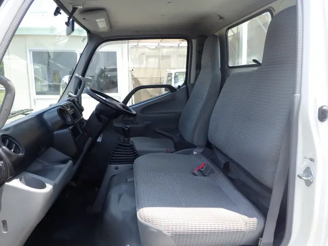 トヨタ ダイナ TKG-XZU600(2WD)の写真8