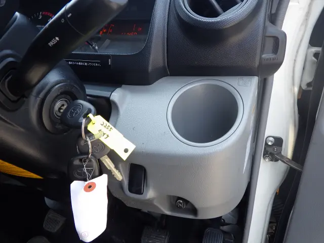 トヨタ ダイナ TKG-XZU600(2WD)の写真14