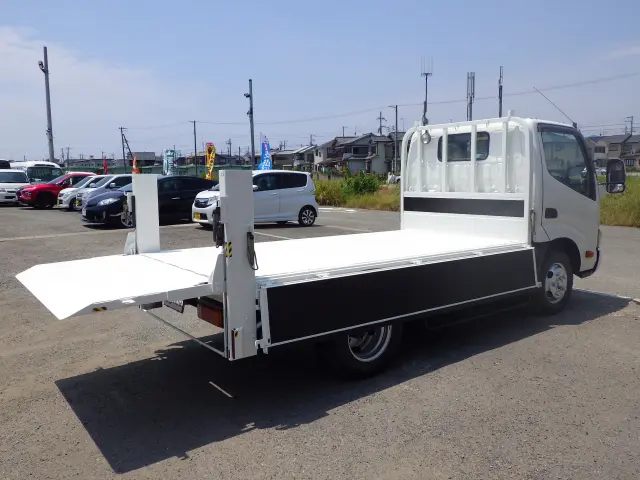 トヨタ ダイナ TKG-XZU600(2WD)の写真20