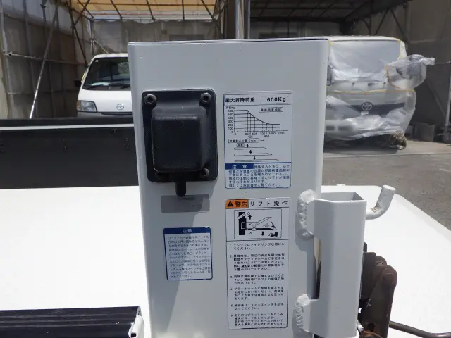 トヨタ ダイナ TKG-XZU600(2WD)の写真25