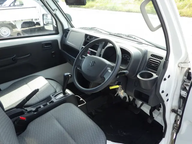 スズキ キャリイ EBD-DA16T(2WD)の写真6