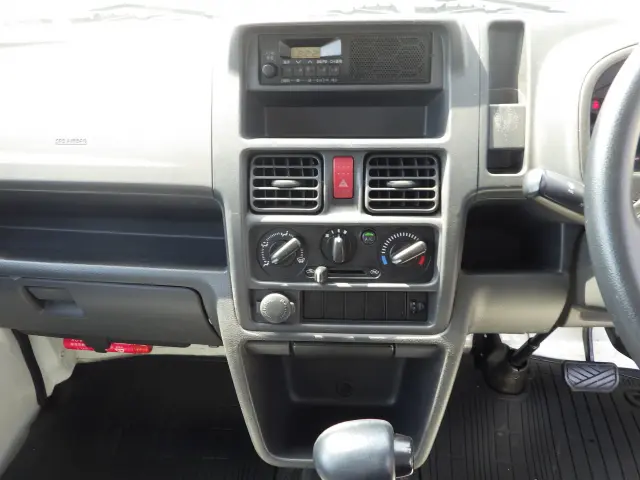 スズキ キャリイ EBD-DA16T(2WD)の写真9