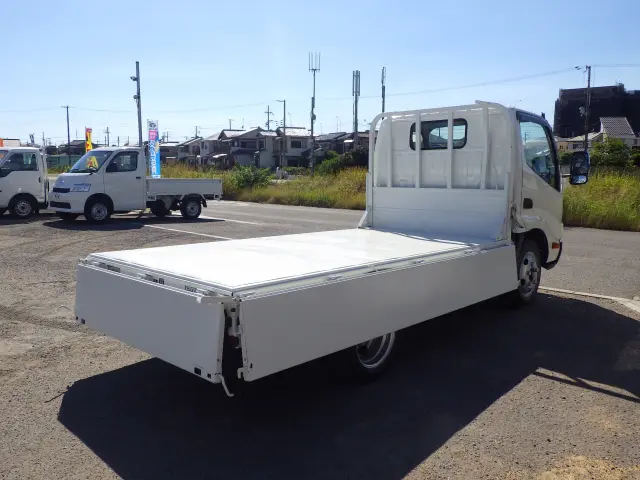 トヨタ ダイナ TKG-XZC605(2WD)の写真24