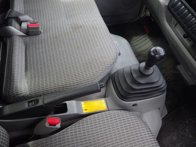 トヨタ トヨエース QDF-KDY231(2WD)の写真17