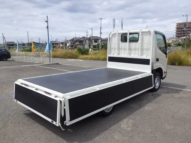 トヨタ トヨエース QDF-KDY231(2WD)の写真24