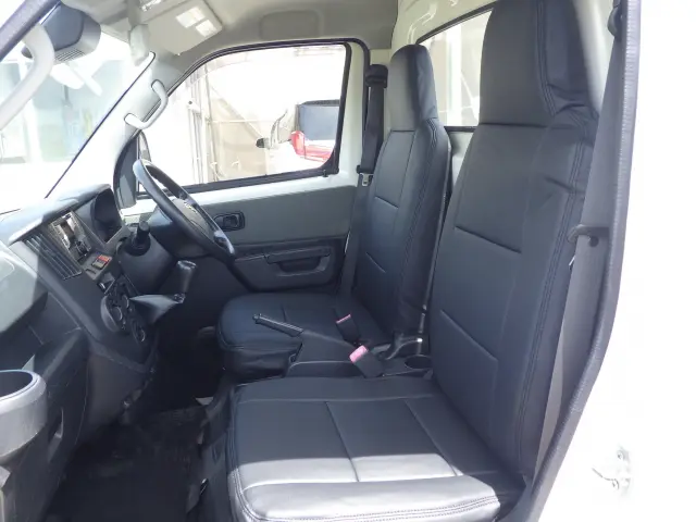 トヨタ タウンエーストラック 5BF-S403U(2WD)の写真8