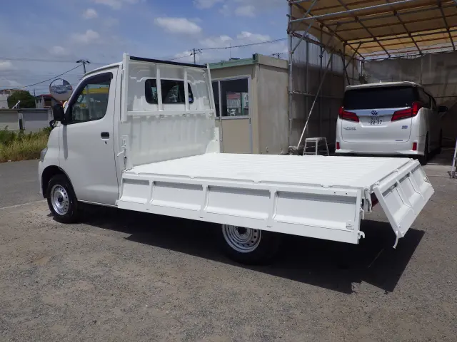 トヨタ タウンエーストラック 5BF-S403U(2WD)の写真22
