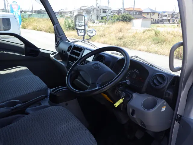 トヨタ トヨエース TKG-XZC710(2WD)の写真6