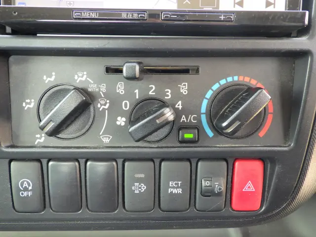 トヨタ トヨエース TKG-XZC710(2WD)の写真11