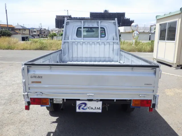 トヨタ ライトエーストラック DBF-S402U(2WD)の写真5
