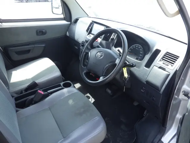 トヨタ ライトエーストラック DBF-S402U(2WD)の写真6