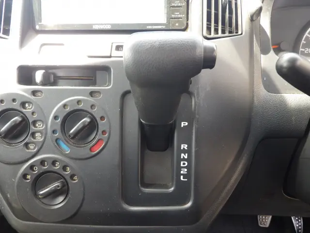 トヨタ ライトエーストラック DBF-S402U(2WD)の写真13