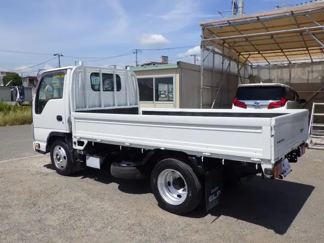 いすゞ エルフ TKG-NKR85A(2WD)の写真2