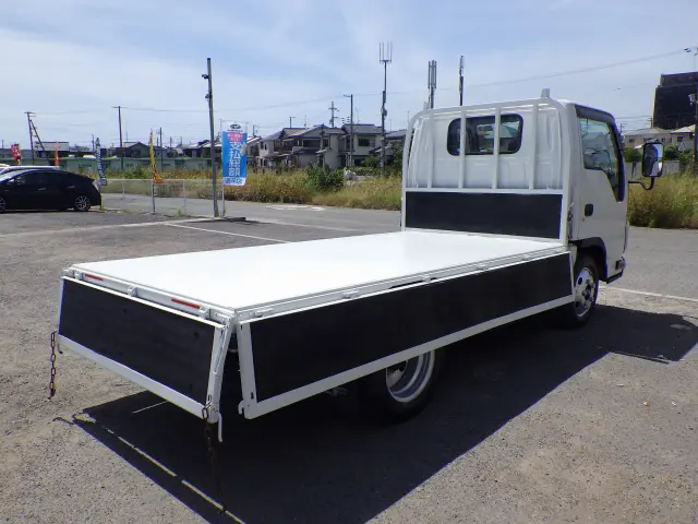 いすゞ エルフ TKG-NKR85A(2WD)の写真23