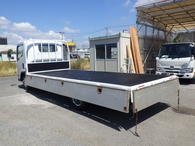 いすゞ エルフ TKG-NNR85AR(2WD)の写真21
