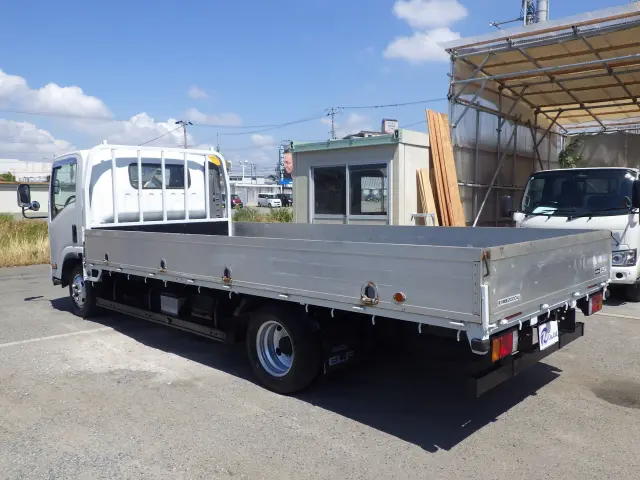 いすゞ エルフ TKG-NNR85AR(2WD)の写真23