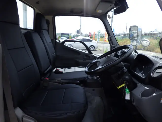 トヨタ ダイナ TKG-XZC605(2WD)の写真7