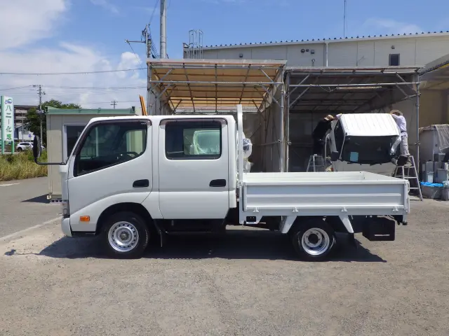 トヨタ トヨエース QDF-KDY231(2WD)の写真3