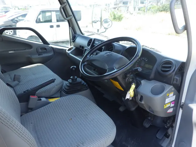 トヨタ トヨエース QDF-KDY231(2WD)の写真6