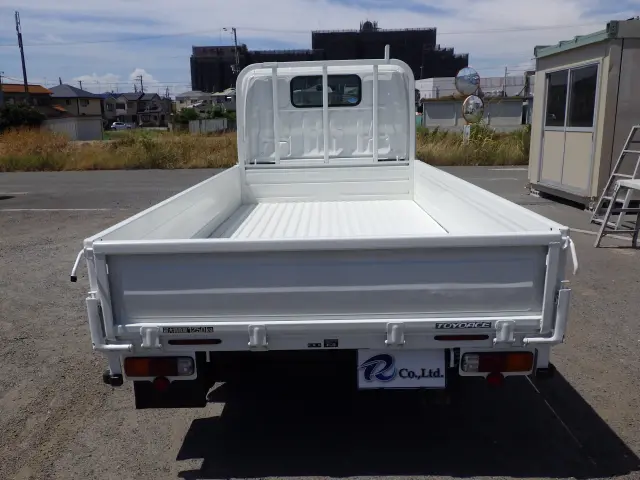 トヨタ トヨエース QDF-KDY231(2WD)の写真5