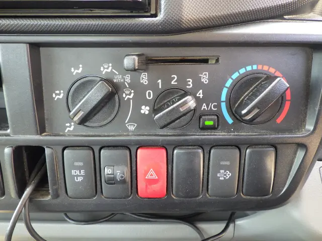 トヨタ トヨエース QDF-KDY231(2WD)の写真11