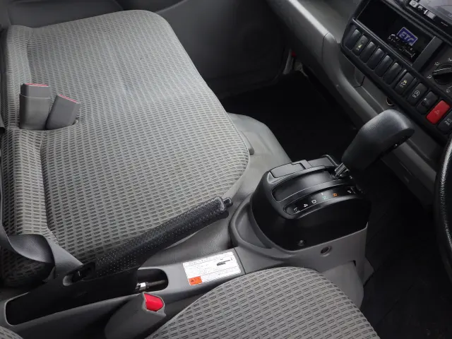 トヨタ ダイナ TPG-XZU605(2WD)の写真17