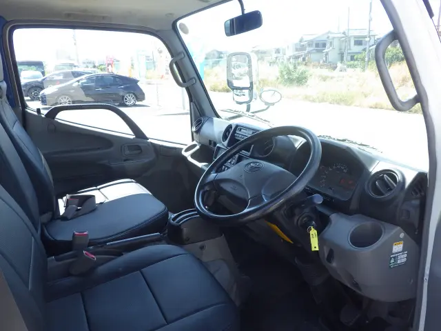 トヨタ ダイナ TKG-XZU605(2WD)の写真6