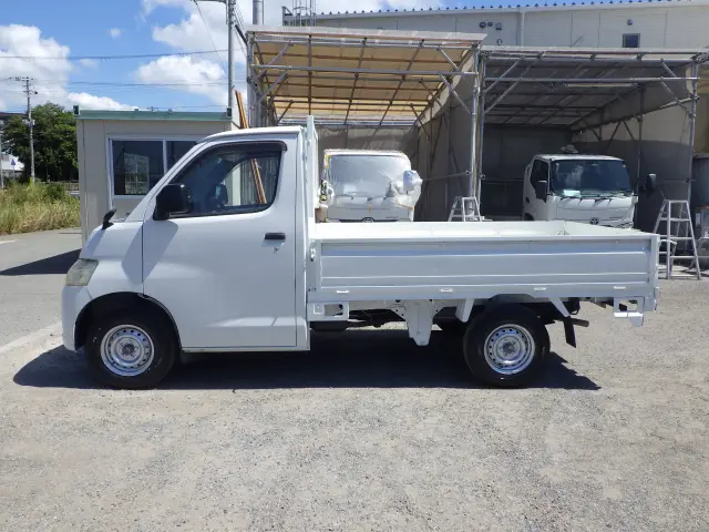 トヨタ ライトエーストラック DBF-S402U(2WD)の写真3