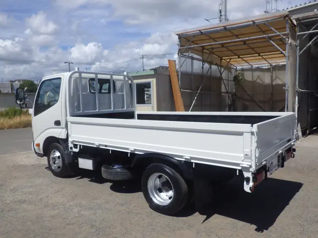 トヨタ ダイナ TPG-XZC605(2WD)の写真2