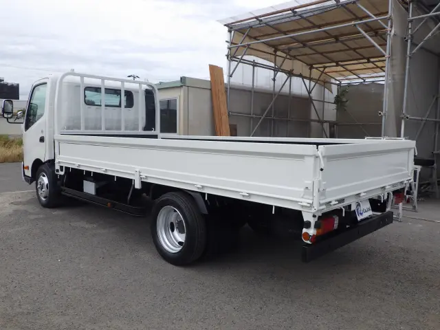 トヨタ ダイナ TPG-XZU710(2WD)の写真2