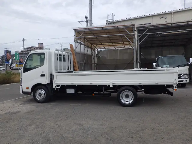トヨタ ダイナ TPG-XZU710(2WD)の写真3
