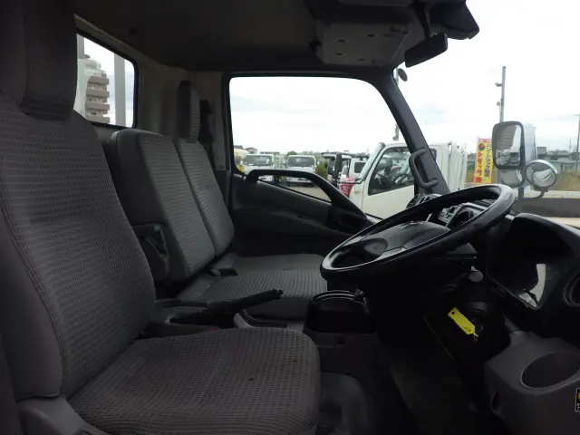 トヨタ ダイナ TPG-XZU710(2WD)の写真7