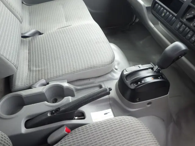トヨタ ダイナ TPG-XZU710(2WD)の写真17