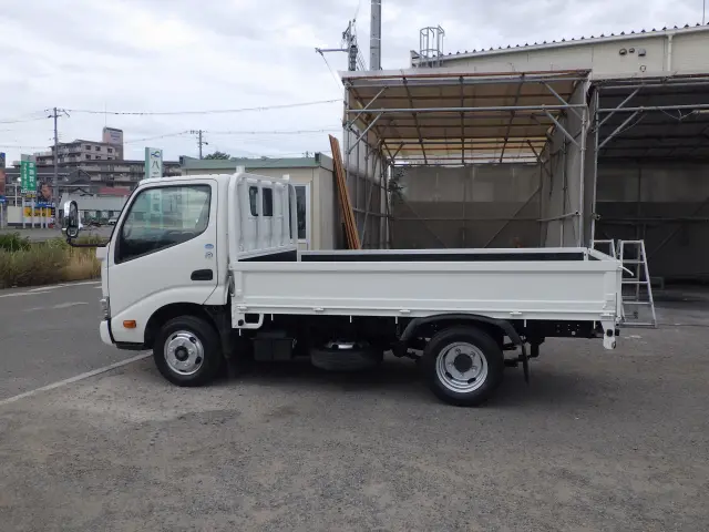 トヨタ ダイナ ＴＰＧ-ＸＺＣ605(2WD)の写真3