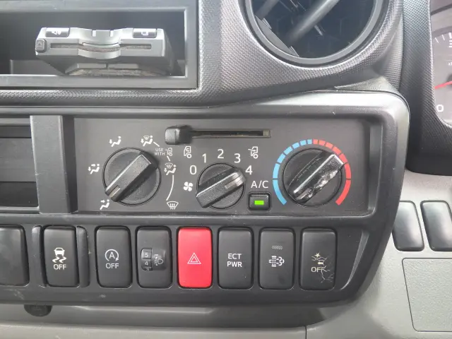 トヨタ ダイナ ＴＰＧ-ＸＺＣ605(2WD)の写真12