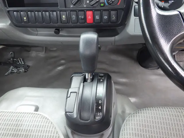 トヨタ ダイナ ＴＰＧ-ＸＺＣ605(2WD)の写真16