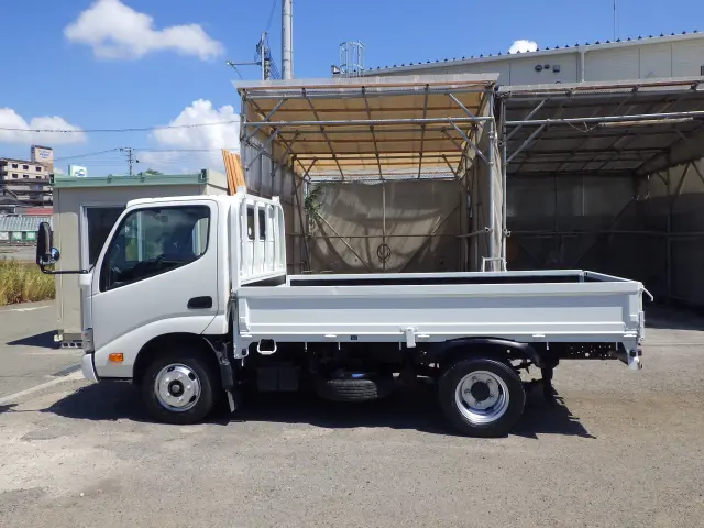 トヨタ ダイナ 2RG-XZC605(2WD)の写真3